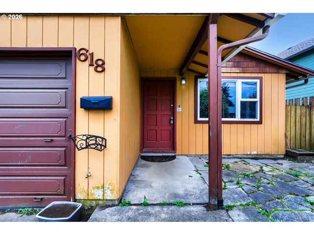 618 DIVISION St, Oregon City, OR 97045