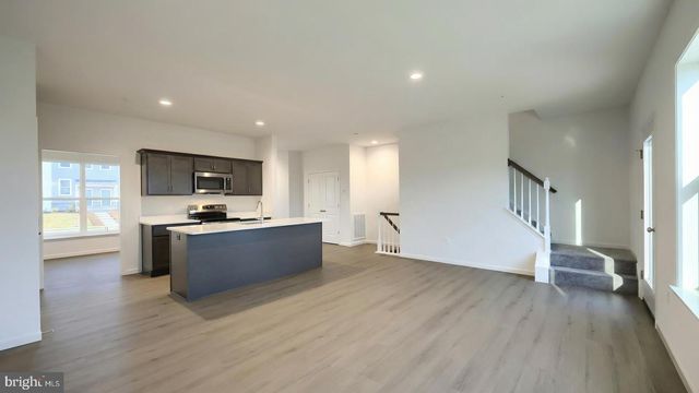 70 N CONIFER DR, Elizabethtown, PA 17022