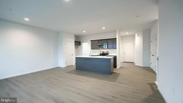 70 N CONIFER DR, Elizabethtown, PA 17022