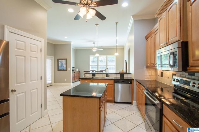 1084 SADDLE CREEK PARKWAY, Birmingham, AL 35242