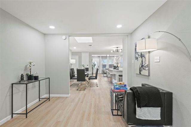 513 E Tyler Street, Richardson, TX 75081