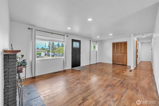 9101 tacoma Avenue S, Tacoma, WA 98444