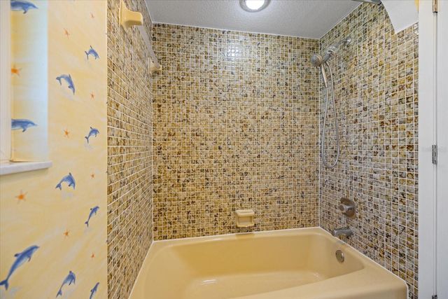 3568 ROSLYN ROAD, Venice, FL 34293