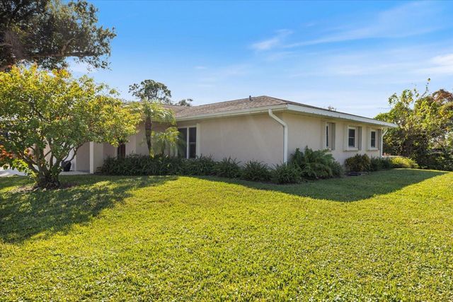 3568 ROSLYN ROAD, Venice, FL 34293