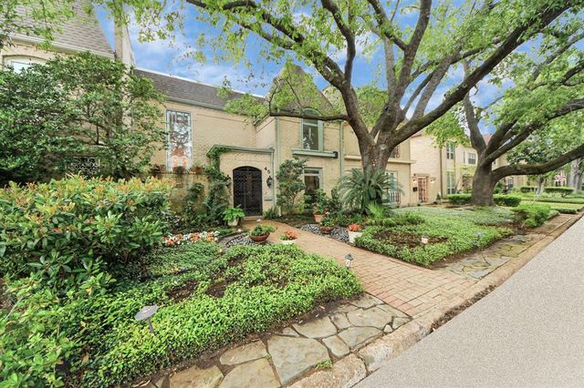 45 Bayou Pointe Drive, Houston, TX 77063