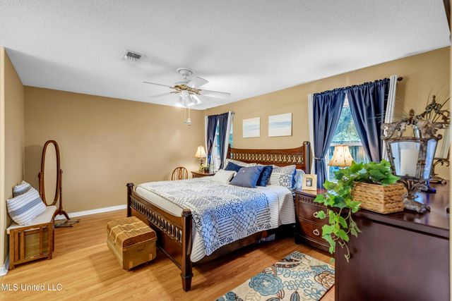 109 Palm Avenue, Pass Christian, MS 39571