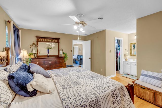 109 Palm Avenue, Pass Christian, MS 39571