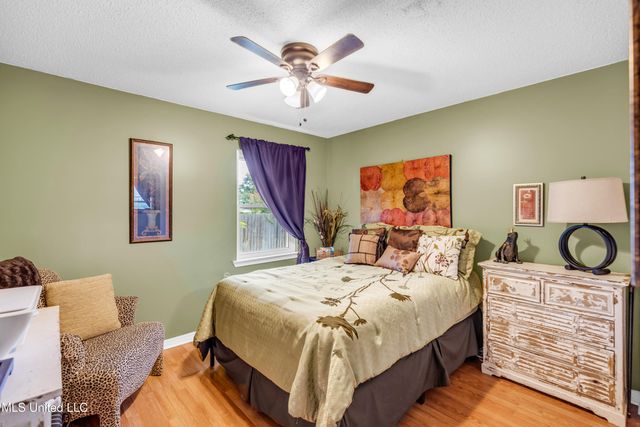 109 Palm Avenue, Pass Christian, MS 39571