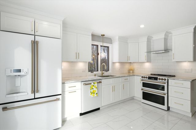 10 Olde Road, Merrimack, NH 03054