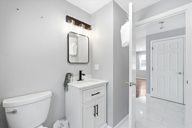 10 Olde Road, Merrimack, NH 03054