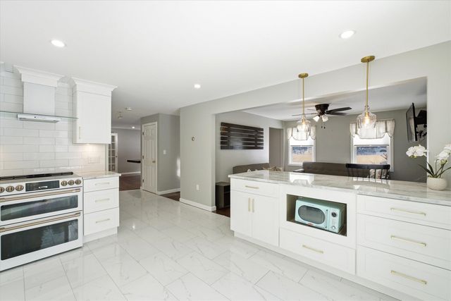 10 Olde Road, Merrimack, NH 03054