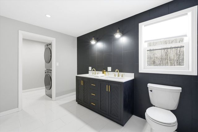 10 Olde Road, Merrimack, NH 03054