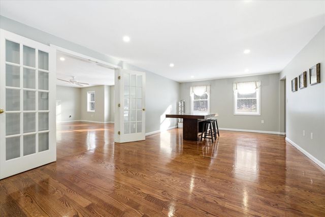 10 Olde Road, Merrimack, NH 03054