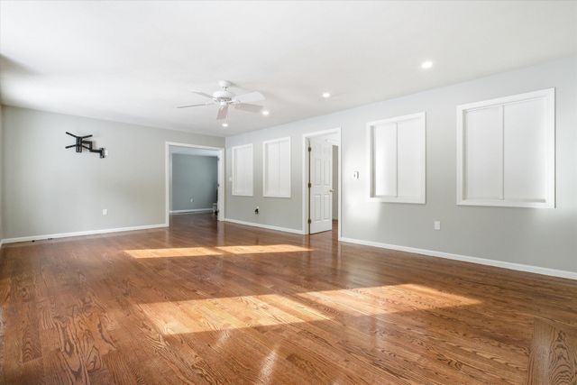 10 Olde Road, Merrimack, NH 03054