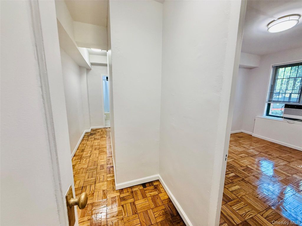 1562 Unionport Road MD, Bronx, NY 10462 — photo 3