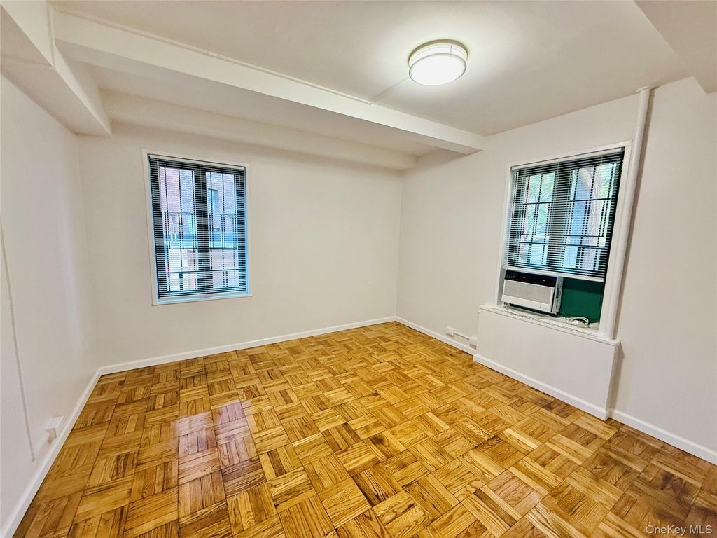 1562 Unionport Road MD, Bronx, NY 10462 — photo 4