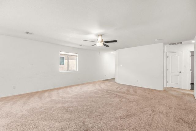 480 Chafey Drive SW, Los Lunas, NM 87031