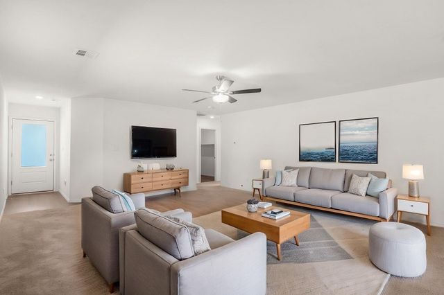 480 Chafey Drive SW, Los Lunas, NM 87031