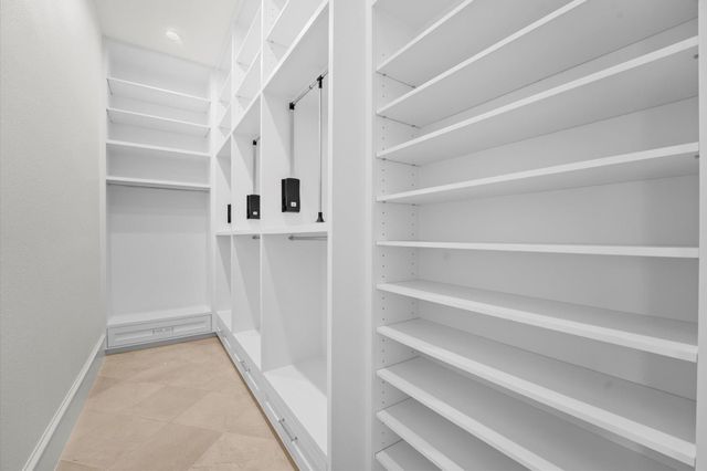 3515 St Tropez Way, Houston, TX 77082