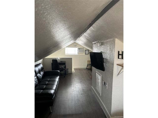 3154 W Longfellow Pl, Denver, CO 80221