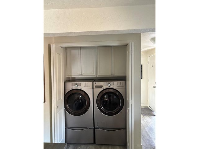 3154 W Longfellow Pl, Denver, CO 80221