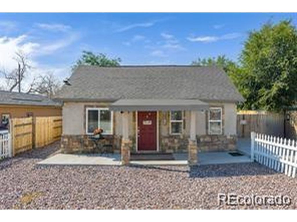 3154 W Longfellow Pl, Denver, CO 80221