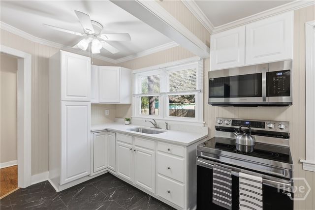 2008 New Mexico Street, Savannah, GA 31404