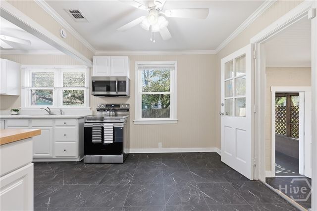 2008 New Mexico Street, Savannah, GA 31404