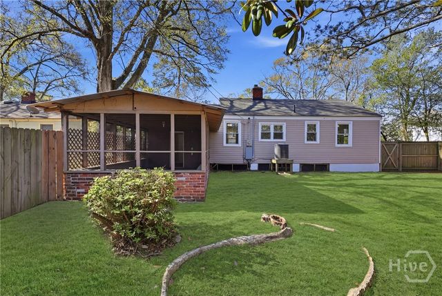 2008 New Mexico Street, Savannah, GA 31404