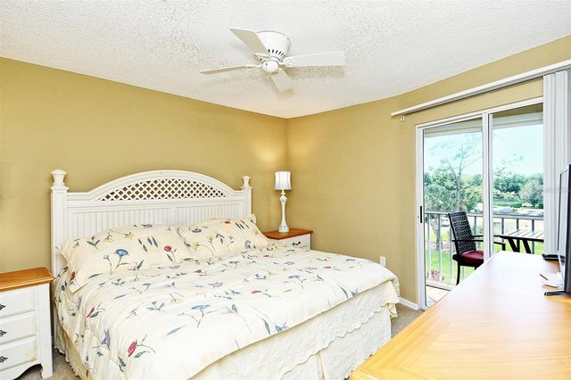9610 CLUB SOUTH CIRCLE 4302, Sarasota, FL 34238