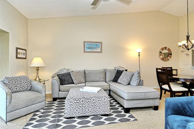 9610 CLUB SOUTH CIRCLE 4302, Sarasota, FL 34238