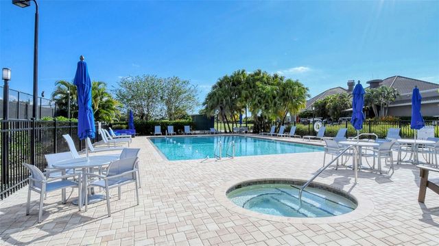 9610 CLUB SOUTH CIRCLE 4302, Sarasota, FL 34238