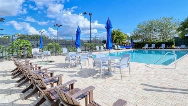9610 CLUB SOUTH CIRCLE 4302, Sarasota, FL 34238