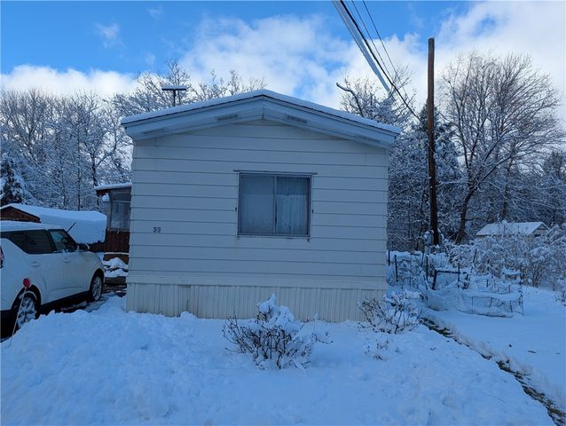 35 Diamond Hill Road, Glocester, RI 02814