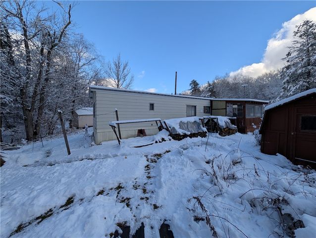 35 Diamond Hill Road, Glocester, RI 02814