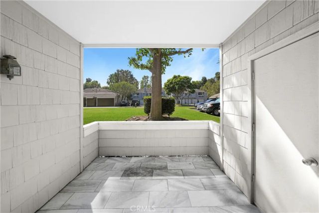 7532 Seaspring 104, Huntington Beach, CA 92648