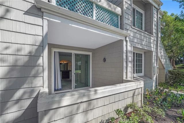 7532 Seaspring 104, Huntington Beach, CA 92648