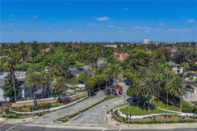 7532 Seaspring 104, Huntington Beach, CA 92648