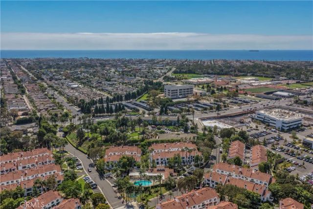 7532 Seaspring 104, Huntington Beach, CA 92648