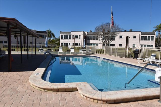 121 FERNWOOD CIRCLE 121, Seminole, FL 33777