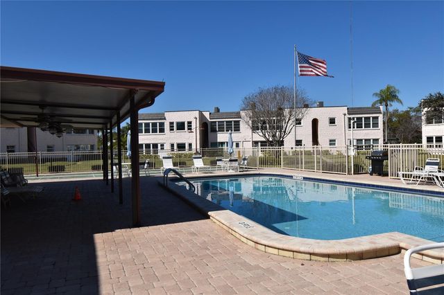 121 FERNWOOD CIRCLE 121, Seminole, FL 33777