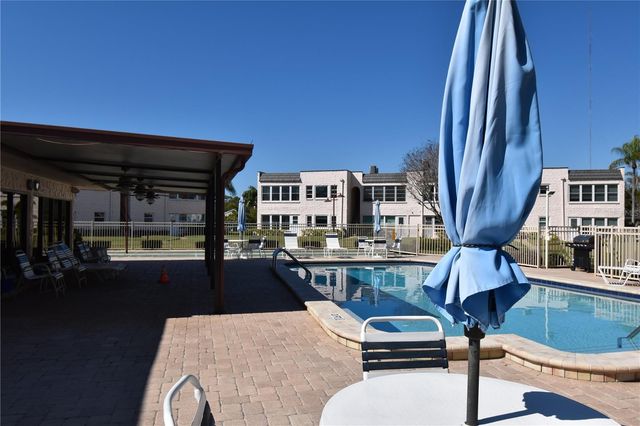 121 FERNWOOD CIRCLE 121, Seminole, FL 33777