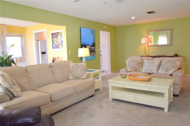 121 FERNWOOD CIRCLE 121, Seminole, FL 33777