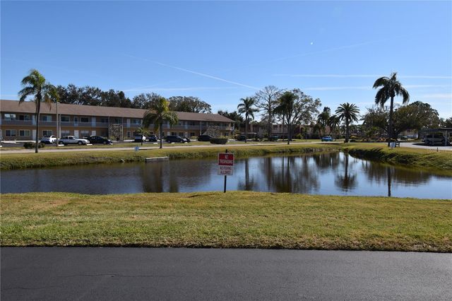 121 FERNWOOD CIRCLE 121, Seminole, FL 33777