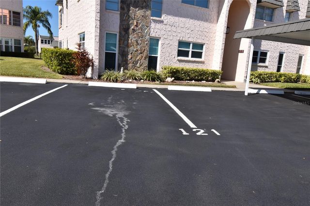 121 FERNWOOD CIRCLE 121, Seminole, FL 33777