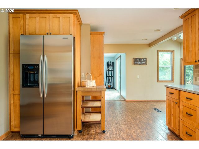 10170 Sw SILETZ Dr, Tualatin, OR 97062