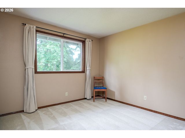 10170 Sw SILETZ Dr, Tualatin, OR 97062