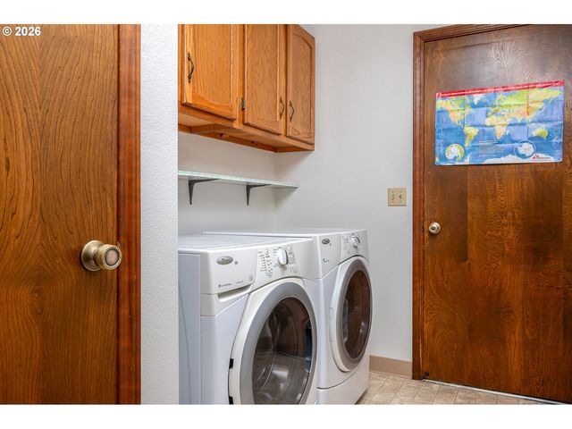 10170 Sw SILETZ Dr, Tualatin, OR 97062