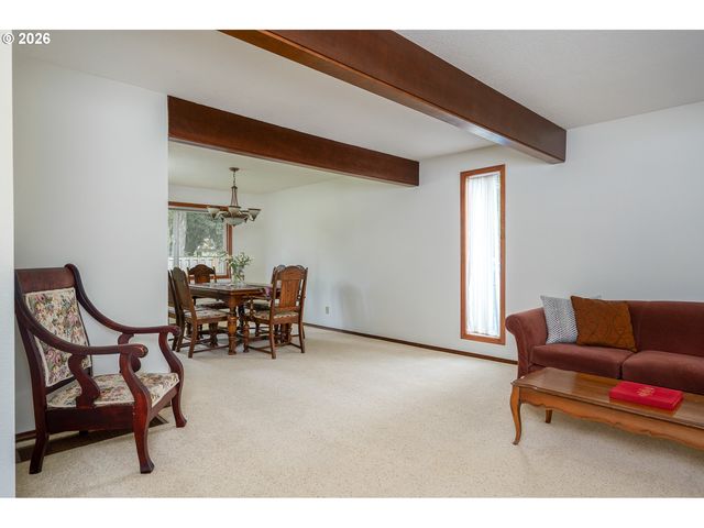 10170 Sw SILETZ Dr, Tualatin, OR 97062