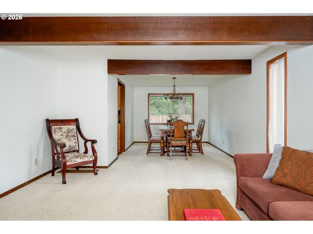 10170 Sw SILETZ Dr, Tualatin, OR 97062